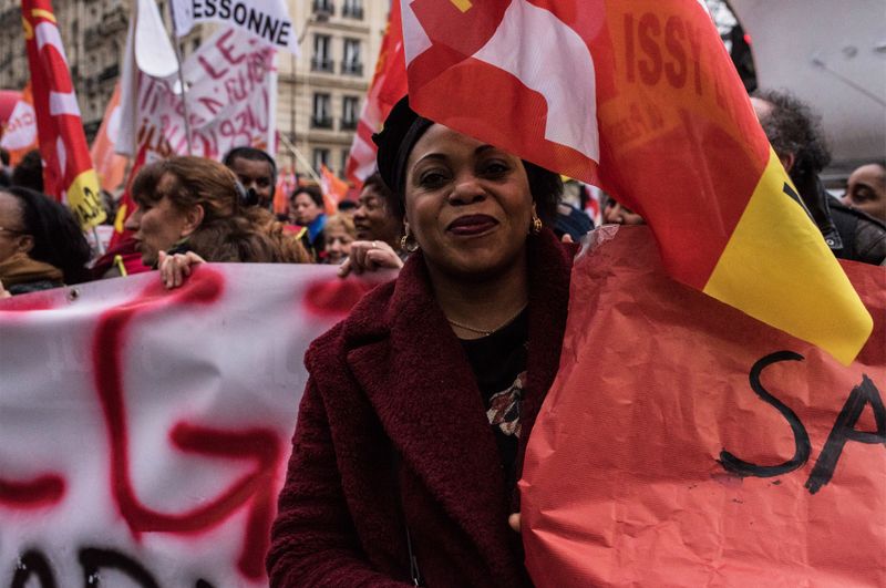 femmes en lutte.jpg